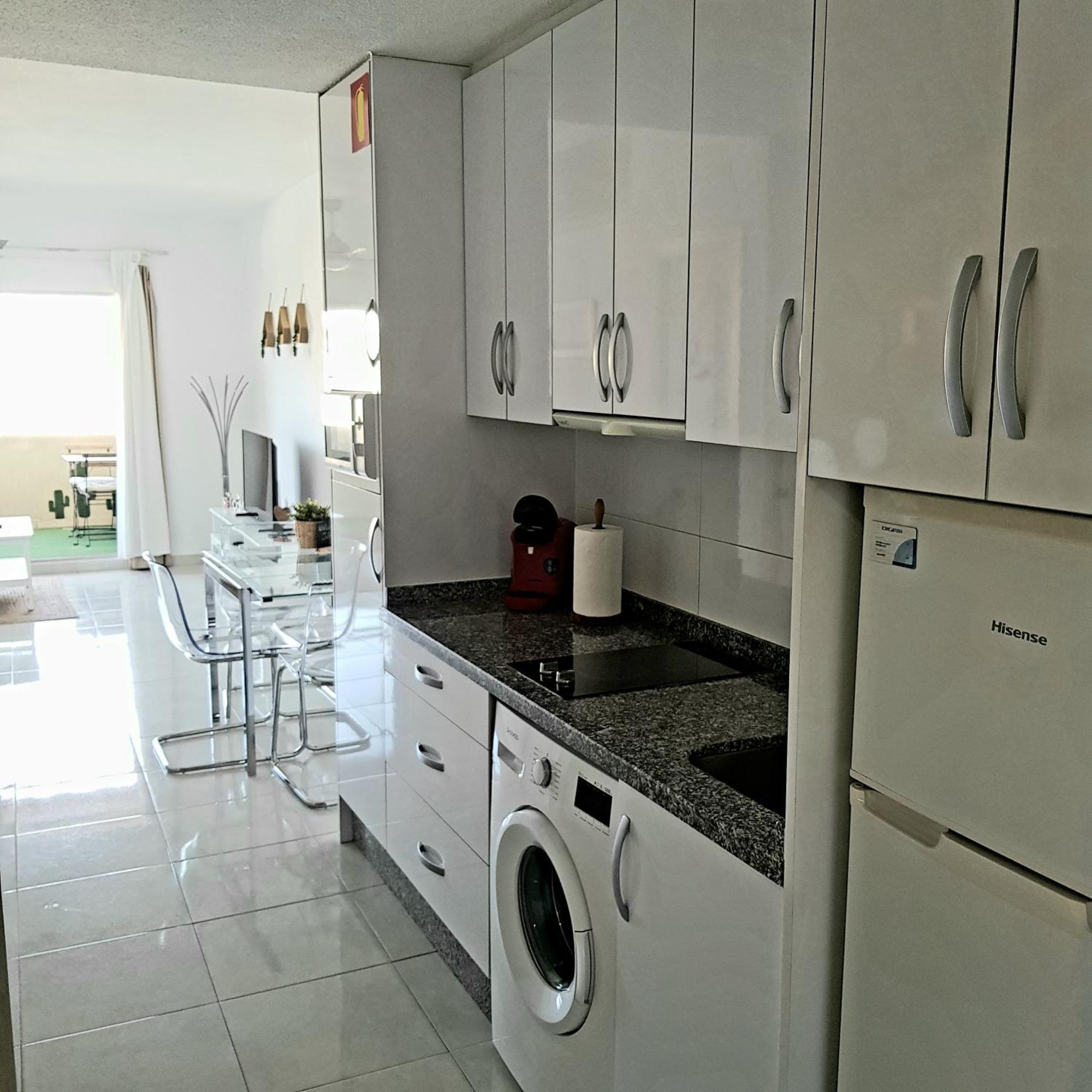 Appartment Totally Upgraded At Benal Beach Benalmádena Exterior foto